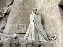 Descubre la Historia y Belleza del Templo de Debod en Madrid