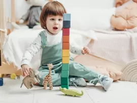 Ordena juguetes con niños usando el método Konmari siguiendo los consejos de Marie Kondo